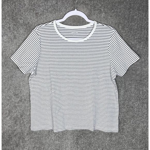 Lands End Shaped Fit Top Womens Size 1X 16W-18W White Black Striped Short Sleeve - Picture 1 of 6